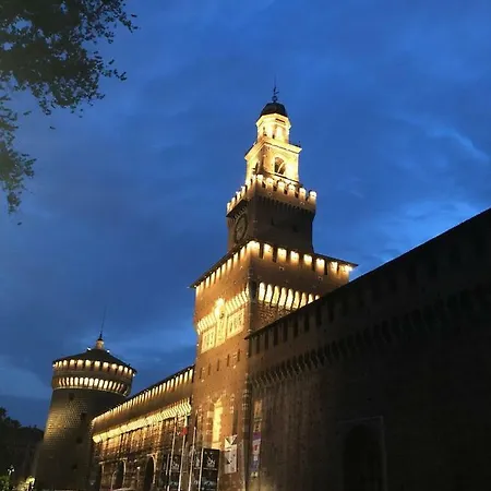 Lusso Centro Duomo Castello P2